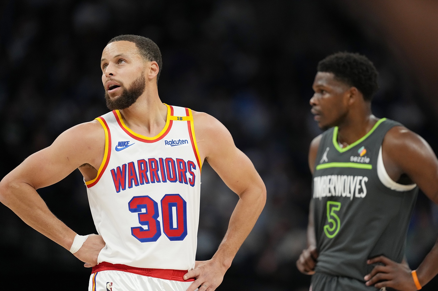 还有悬念吗？联盟三分榜：爱德华兹312记 比斯利305记 库里302记 缩略图